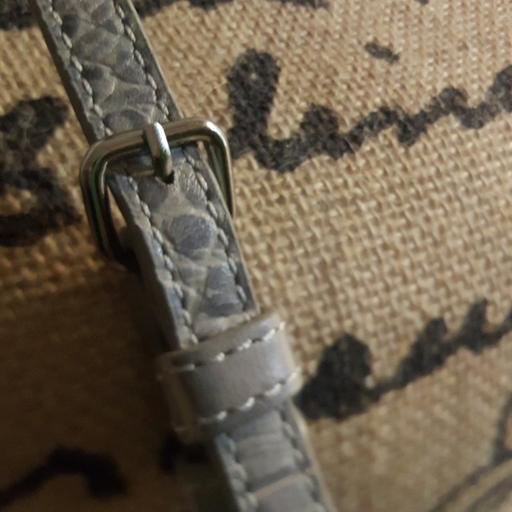 Halogen crossbody bag - Picture 4 of 5